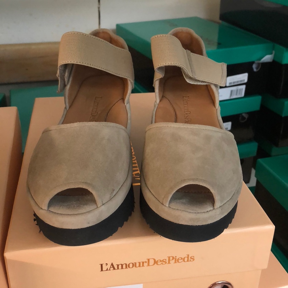 L’AmourDesPieds Amadour sandal